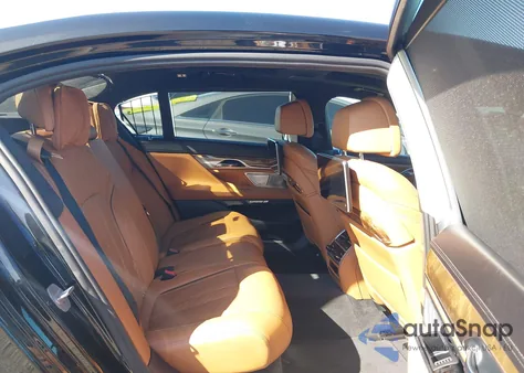 2016 BMW 750I xDrive из США, поврежденный, VIN WBA7F2C56GG420781